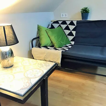 Kishableany Apartmanhaz * Badacsonytomaj